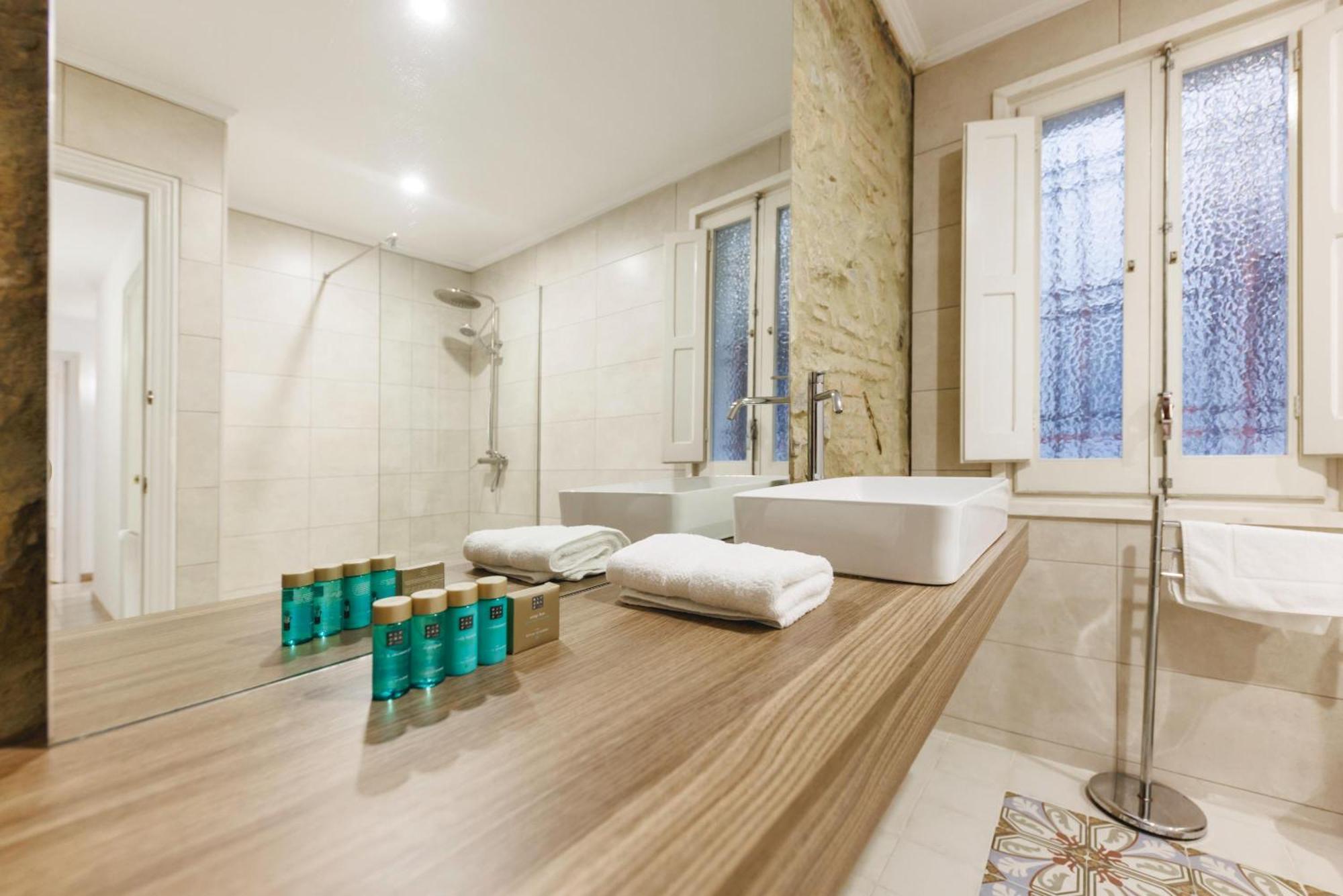 Bravissimo El Lleó, bright 4-bedroom apartment Girona Exterior foto