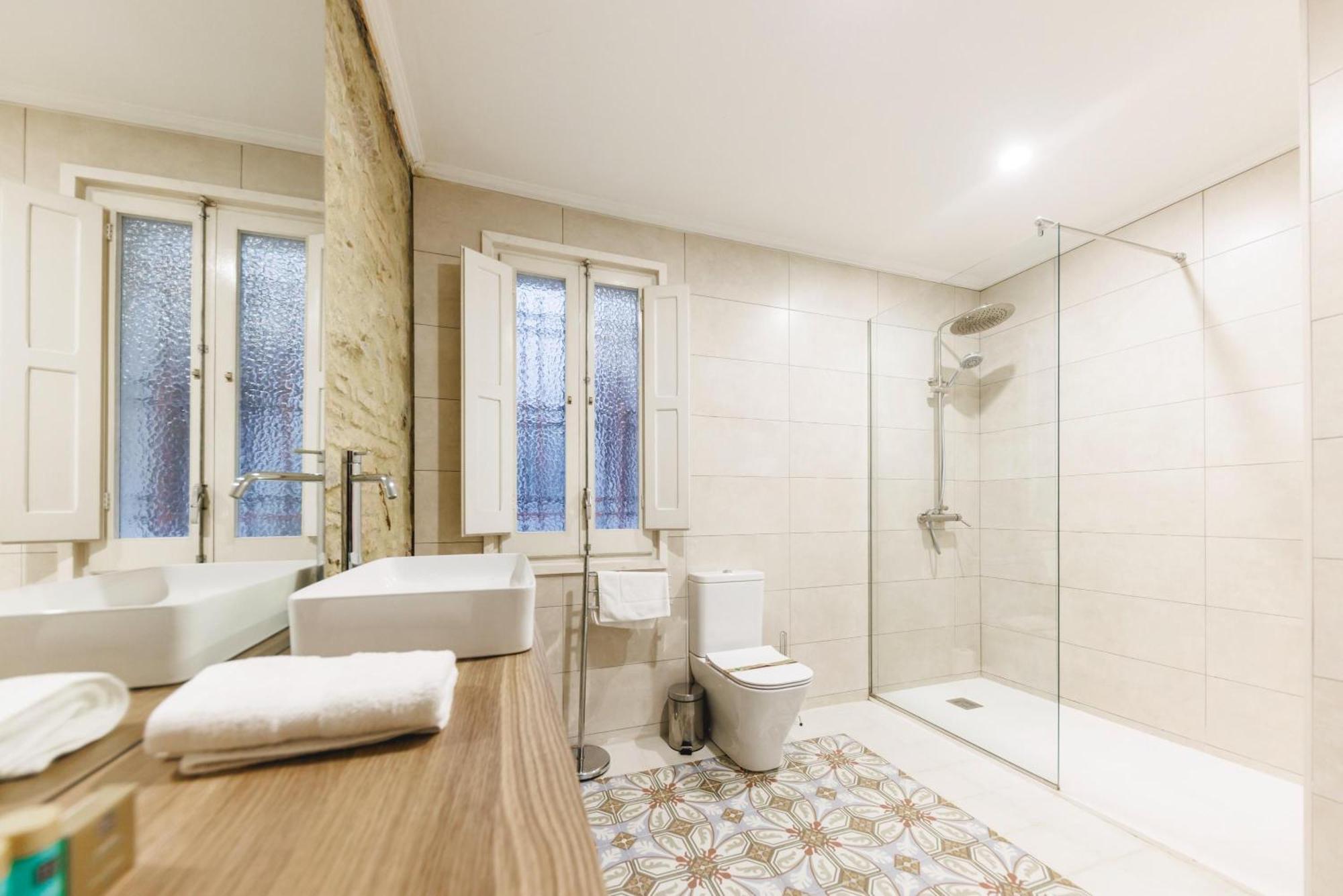 Bravissimo El Lleó, bright 4-bedroom apartment Girona Exterior foto